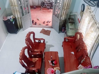 Nhà dt khủng 135m2, 2 tâng, đỗ tấn phong - tân đông hiệp - dĩ an giá chỉ 3.1tỉ tl 3