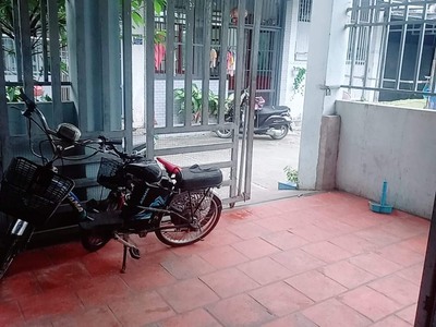 Nhà dt khủng 135m2, 2 tâng, đỗ tấn phong - tân đông hiệp - dĩ an giá chỉ 3.1tỉ tl 1