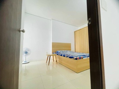 Bán nhanh căn hộ PH - 2 phòng ngủ - 2 wc - Giá chỉ 1 tỷ 130 2