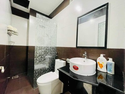 Sơn trà-bán tòa căn hộ vip tô hiến thành-dtds 350m2-5t-ngang5m-gần 8 tỷ 1