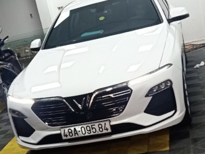 Cần bán xe vinfast lux a 2.0 at 2020 bình tân tp hcm 0