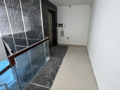 Biệt thự cho thuê KDC Himlam,Tân Hưng Q7.Dt 10x20,hầm,lửng 3 lầu.7p, thang máy nhà trống. Giá 110tr 3