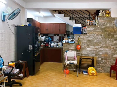 Bán mặt tiền quận 4 đường 6m - ngang 4m dài 7m - 4 tầng chỉ 5 tỉ 1