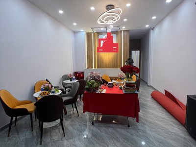 Cho thuê nhà phố Thương mại, MT Thống Nhất LG 30m, Dĩ An, Bình Dương 1