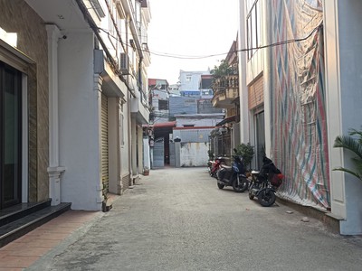 Cực gấp bán lô đất 68m mặt ngõ to ô.tô tránh nhau giá 48 tr/m ngay gần aeon 2