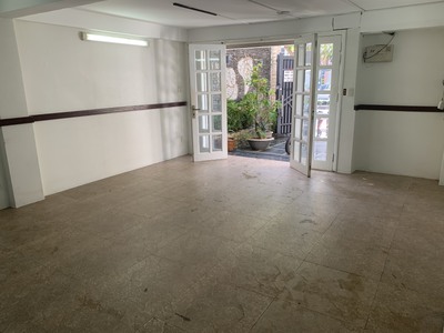 Cho thuê MB giá rẻ và đẹp,KDC Trung Sơn.Bình Chánh.Gần cầu Him Lam,Q7.DT: 5x20m.wc riêng.Giá 10triệu 3