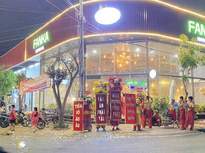 Cần sang nhượng lại cửa hàng hai mặt tiền tại hòa phú, thủ dầu một 0