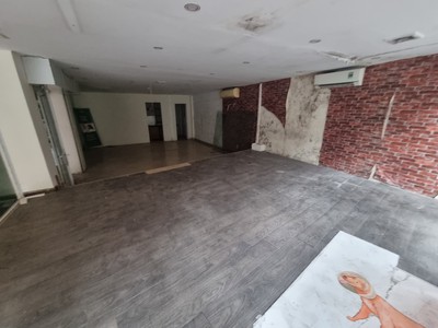 Cho thuê mặt bằng kinh doanh phố Tô Ngọc Vân 85m2 thông sàn 1