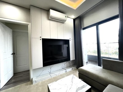 Cho thuê căn hộ cao cấp hai phòng ngủ tại Đn 1