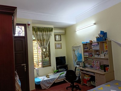 Bán nhà gân ga yên viên gia lâm 86 m2 3 tầng mt 4  giá 5.5 tỷ ngõ thông gần trường học 2