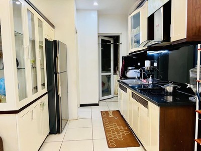 Bán căn hộ tại chung cư Viện Bỏng 75m, 2 ngủ,2vs, giá bán 1.95 tỷ LH 0878800989 0