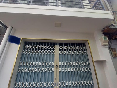 Bán nhà 2 tầng mới, lò siêu, q11. dt. 3.6m x 10.6m. giá. 3.6 tỷ 0