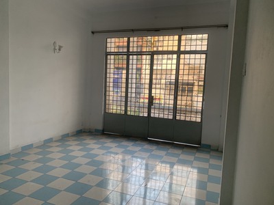 Cho thuê mặt tiền lạc long quân, đối diện chợ vải 4