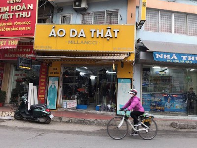 Cho thuê cửa hàng 60m2, riêng biệt mặt phố 198 Xã Đàn-Đống Đa-Hà Nội 2