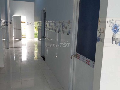 Cho thuê nhà nguyên căn giá rẻ Mặt tiền đường 3/2, Phường Phú Thạnh, Tp. Tuy Hòa. 1