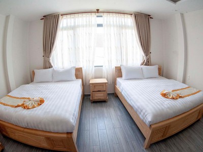Bán khách sạn mặt tiền bùi thị xuân phường 2 đà lạt 2