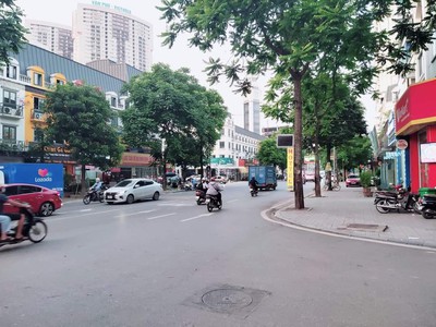 Bán iphone 12prm quốc tế bản vna 5599
