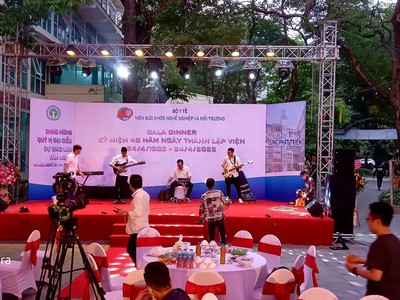 Thi công backdrop tại Hà Nội 6