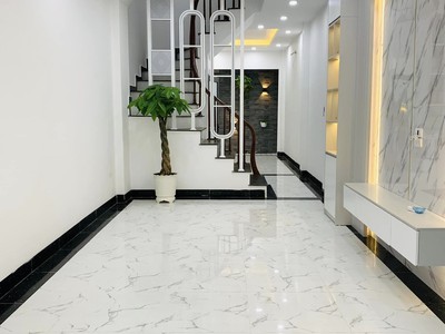 Bán gấp, giá mềm, bán nguyễn an ninh 56mx5tx4m, ở sướng, phân lô, ngõ thông, ôtô cửa 1