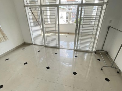 Bán iphone 12prm quốc tế bản vna 6744