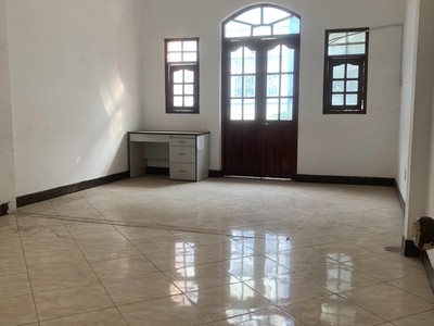 Nhà 1 trệt 2 lầu sân thượng xóm chiếu quận 4 đường trước nhà 10m 1