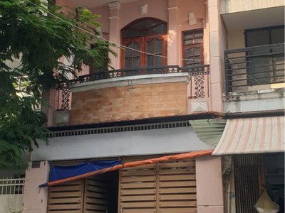 Nhà 1 trệt 2 lầu sân thượng xóm chiếu quận 4 đường trước nhà 10m 0