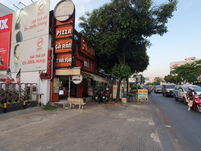 Cần sang nhượng lại quán mô hình nhượng quyền gà rán 3 râu đã kinh doanh hơn 2 năm 1