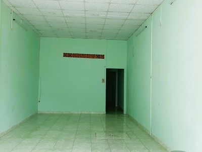 Cho thuê mặt bằng 180m2 1pn ngay chợ linh xuân 0