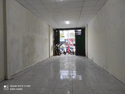 Nhà biệt thự sân vườn cho thuê tầng trệt  tại  số 10 đường số 10 kdc t30 phạm hùng, ấp 5a xã bình 0