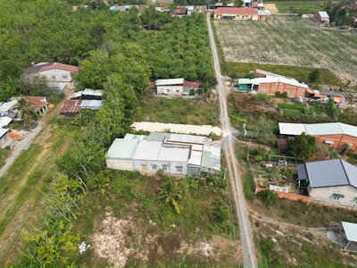 450tr hết đất. đất dương minh châu cách trường học 200m cách ngã 3 đất sét 5      - diện tích 1