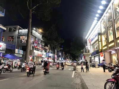 Bán iphone 12prm quốc tế bản vna 6580