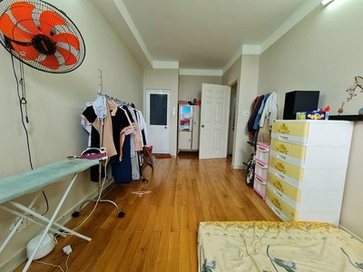 Căn hộ 80 m2  2pn , sổ hồng, derco lại toàn bộ nội thất, giá chỉ 2 tỷ 4 2