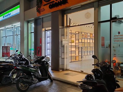 Cho thuê shophouse chung cư galaxy  nguyễn khoái, quận 4 .diện tích 40 m2 - có sẵn quầy kệ tủ y 2
