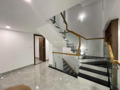 Cần bán nhà  hoặc cho thuê  nhà khu biconsi riverside 1 trệt 2 lầu mới 100. 3