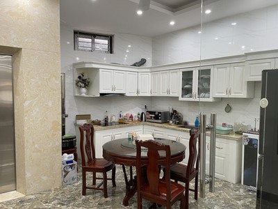 Bán nhà long biên phố ngọc thuỵ 10.7tỷ mặt tiền 7m kinh doanh tốt 2