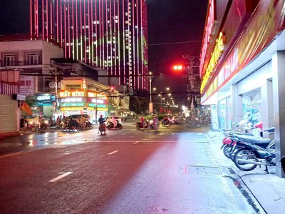 Mặt tiền đường phú thuận kinh doanh buôn bán cực đỉnh ngang lên đến 9.82m cách ngã tư phú thuận 0