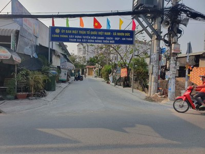 Chủ bán gấp lô đât cực hiếm - ngang 7m - hẻm xe hơi - khu vực đông dân cư -nhơn đức nhà bè - giá 0