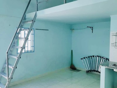 Cho thuê : phòng trọ lớn   bên hộ- xóm soi- vĩnh hội      đầy đủ tiện nghi 1
