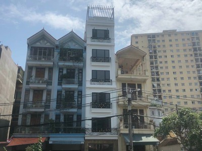 Bán nhà viewo hồ gar a thang máy phố nguyễn ngọc vũ cầu giấy 16 tỷ. 0