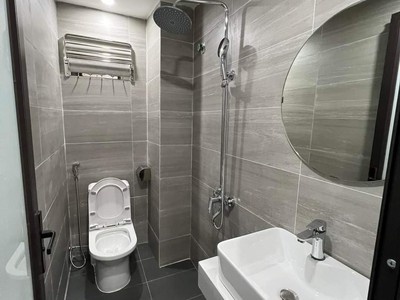 Chính chủ gửi bán căn hộ hateco hoàng mai 3 pn, 2vs. nhà thiết kế đẹp. diện tích: 80m2  giá nhỉnh 2