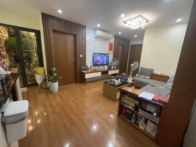 Chính chủ gửi bán căn hộ hateco hoàng mai 3 pn, 2vs. nhà thiết kế đẹp. diện tích: 80m2  giá nhỉnh 1