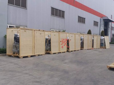 Vận chuyển kiến đỏ - Cung cấp dịch vụ đóng thùng gỗ, pallet giá rẻ Uy tín-chất lượng 1