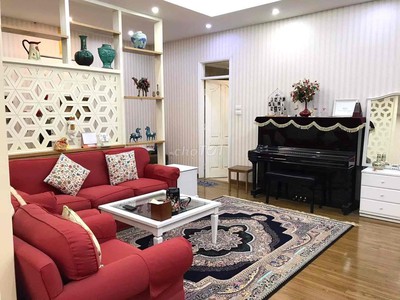 Chính chủ bán căn hộ tặng full nội thất dt 152,5 m2 nằm tại phường trung hoà, quận cầu giấy, hà nội 4