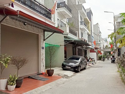Siêu phẩm 115m x 5 tầng thang máy 7 ngủ khép kín giá 8.5 tỉ khu phân lô 333 văn cao 2
