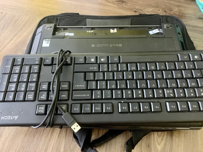 Thanh lý laptop HP full chức năng mượt mà, phím rời, không pin 3