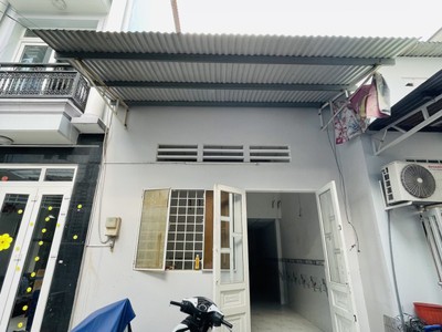 Bán nhà thống nhất gò vấp 40m2 mới ở ngay giá 3 tỷ 1 0