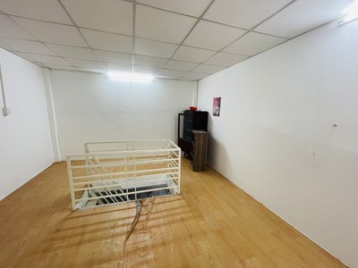 Bán nhà thống nhất gò vấp 40m2 mới ở ngay giá 3 tỷ 1 2