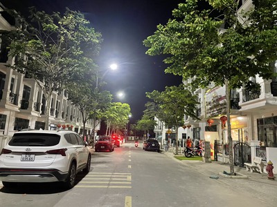 Bán nhà phố phước điền citizen , tân uyên, bình dương đã có sổ nhận nhà ngày, chiết khấu 10 chỉ vàng 1