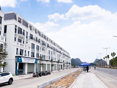 Chính thức mở bán shophouse siêu thương mại được mong chờ nhất sgo la emera hạ long,giá chỉ 5.8 2