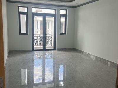 Giảm Giá 20 Nhà Sân Vườn Dĩ An, Cho Thuê 15 Triệu/Tháng 2